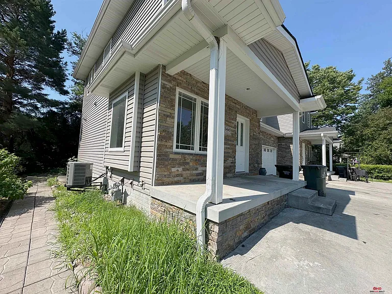 3445 S St — Photo 47