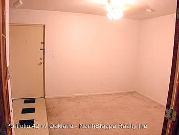5th image of 50 W Oakland Ave APT 32