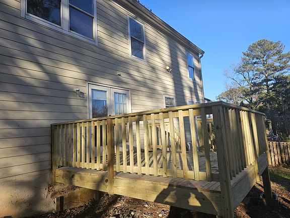 2nd image of 1044 Traymore Dr