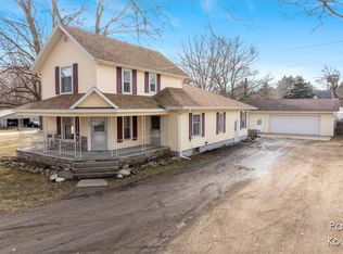 242 Maple St, Freeport, MI 49325