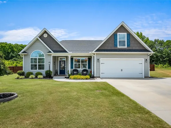208 Arbor Woods Ln, Piedmont, SC 29673