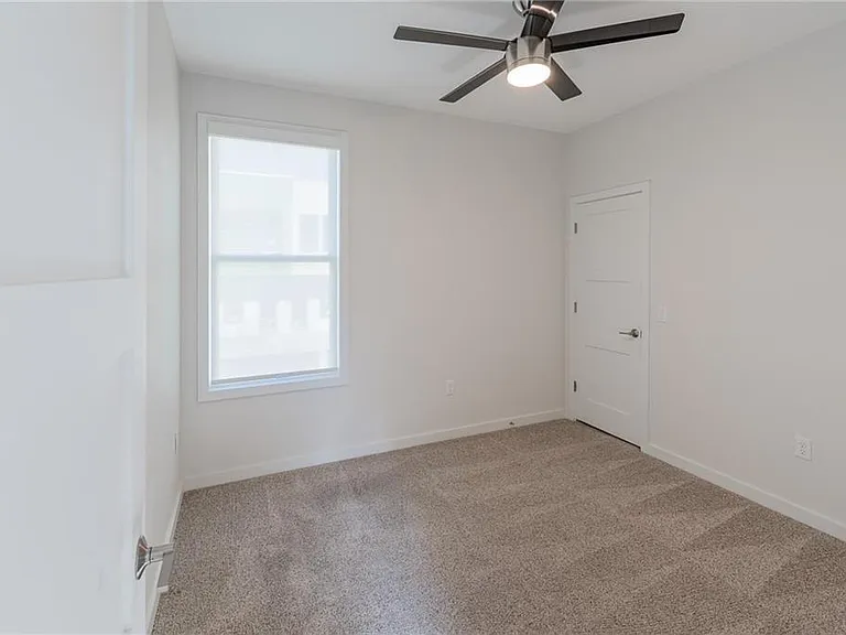 4014 Clawson Rd #B — Photo 18