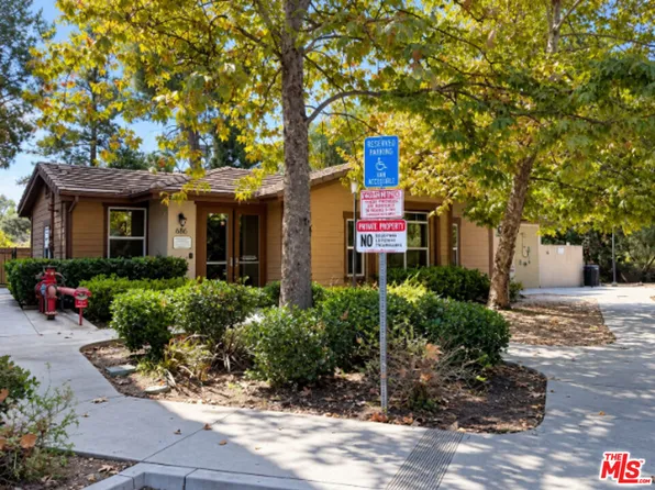 780 Tennis Club Ln, Thousand Oaks, CA 91360