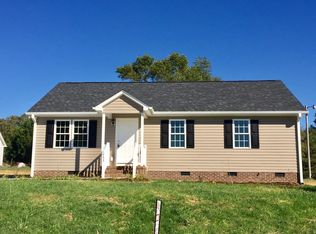1453 Lakeside Ave, Burlington, NC 27217