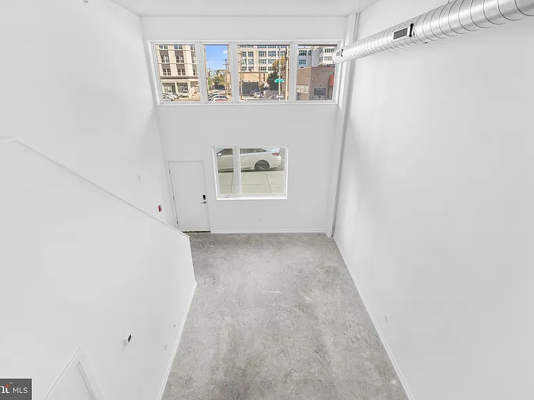 455-459 N 5th St #3 — Photo 4