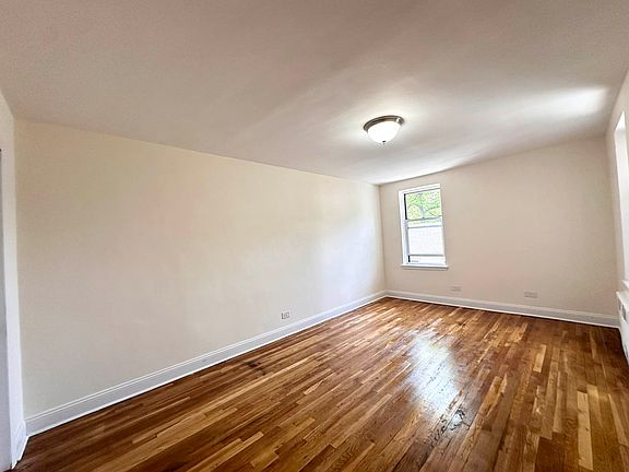 3rd image of 8675 Midland Pkwy #Q