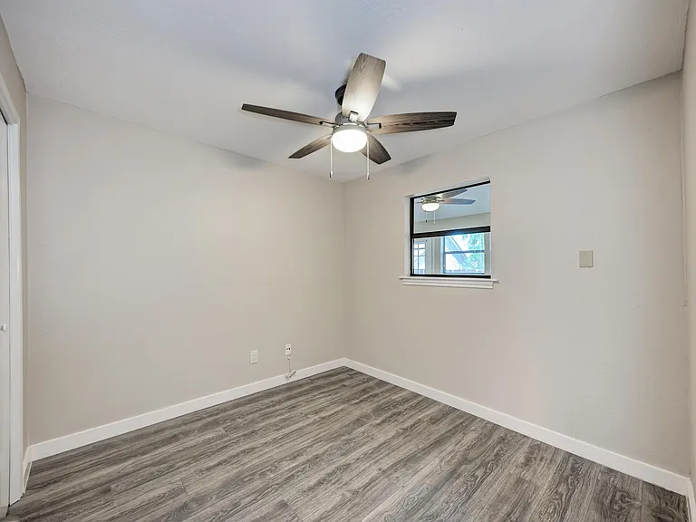 500 Hesters Crossing Rd #411 — Photo 24