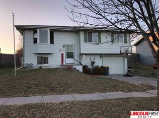 2035 NW 55th St, Lincoln, NE 68528