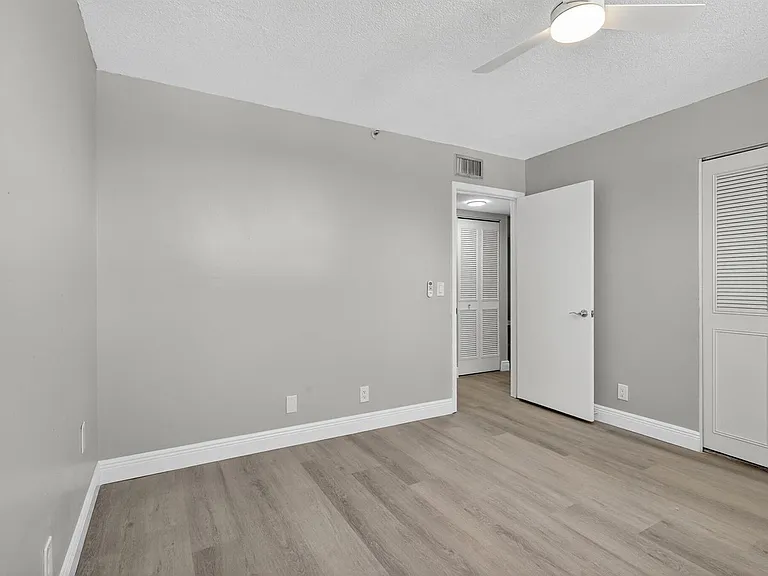 14527 Bonaire Blvd #309 — Photo 8