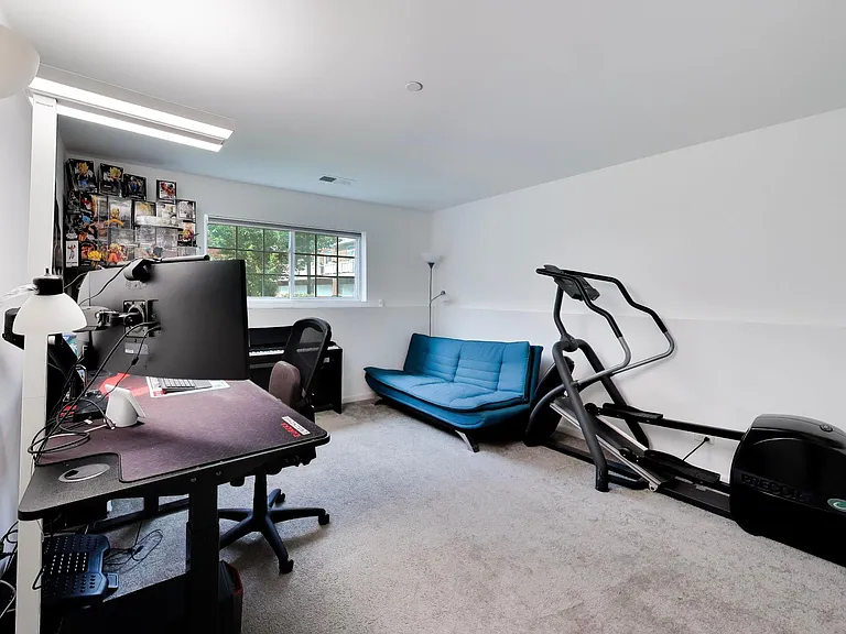 300 Capulina Ct — Photo 20