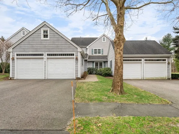 27 Juniper Ln, Hanover, MA 02339