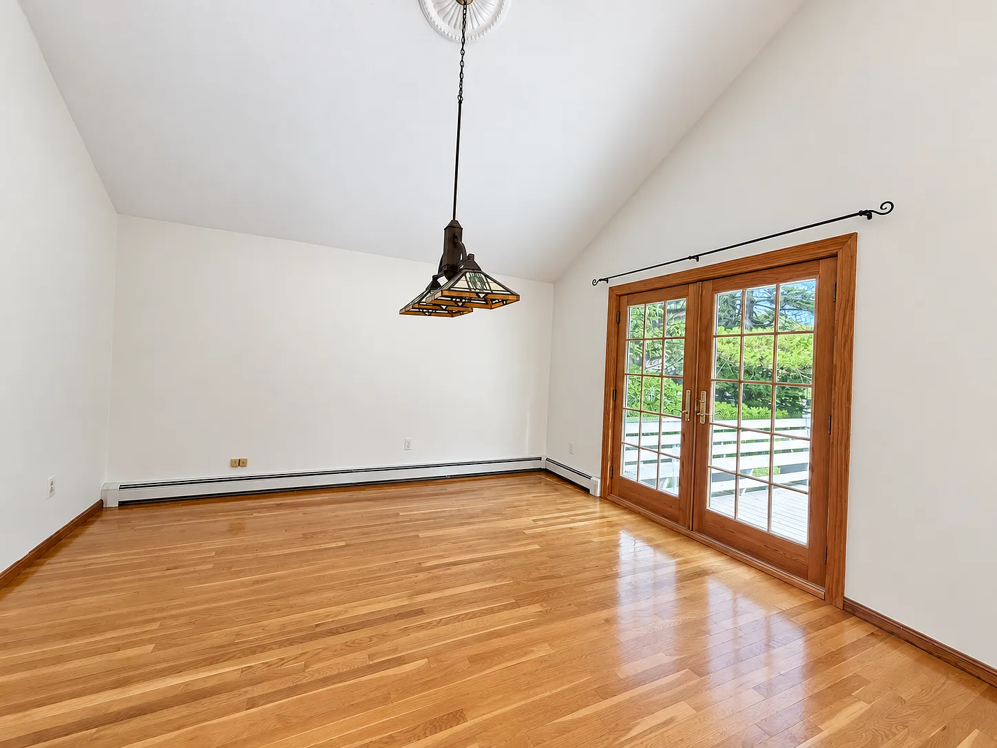 39 Ingleside Rd — Photo 3