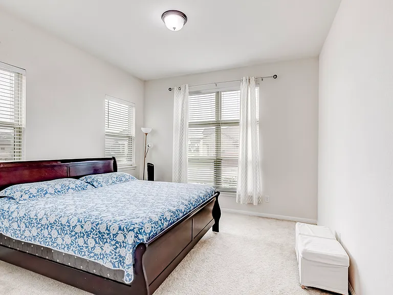 1012 Clearwell St — Photo 24
