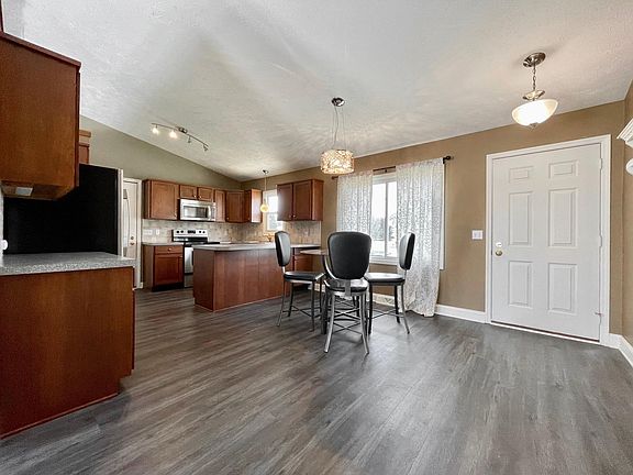 4th image of 4649 Orchard Ct SW