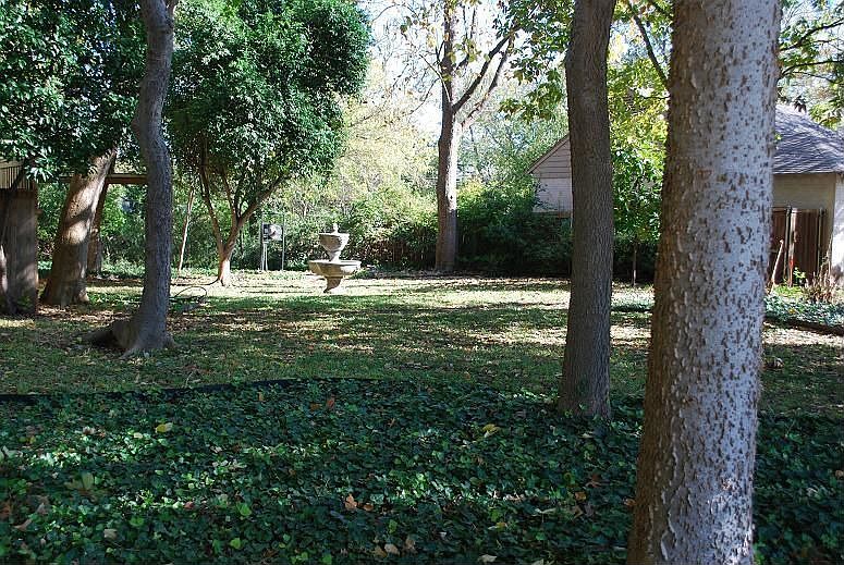 1st image of 7311 La Vista Dr