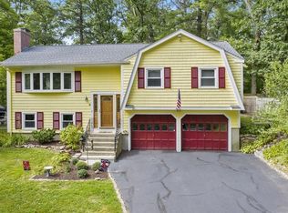 90 Jennings Rd, Holliston, MA 01746