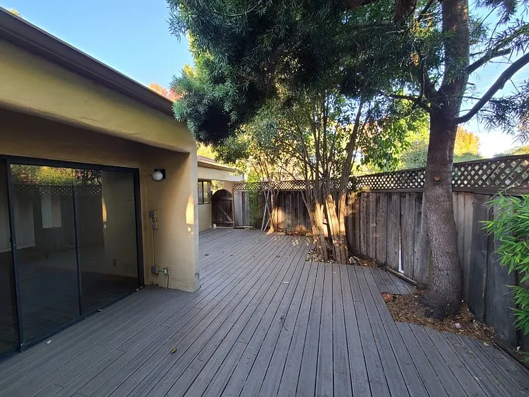 660 Nobel Dr — Photo 2