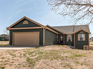 8072 Sun Country Dr, Elizabeth, CO 80107
