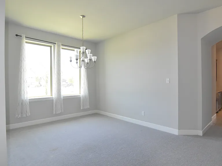 2900 Bluff Creek Dr — Photo 13
