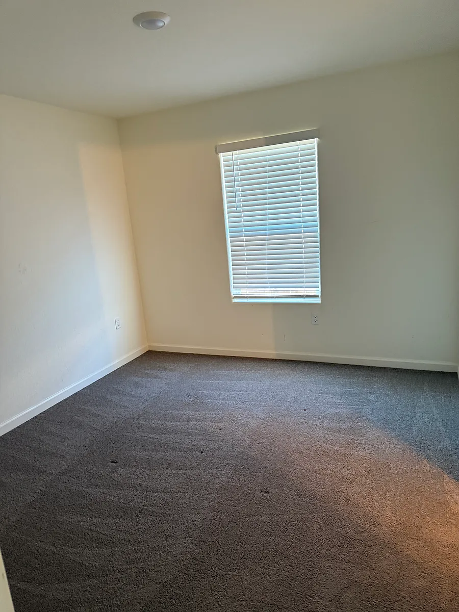 Building Photo - 248 Grand View Ct