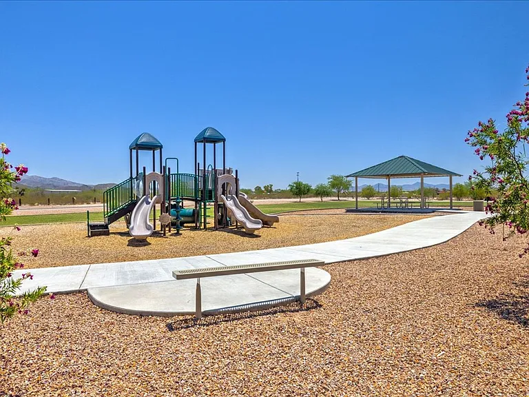 11328 S Weismann Dr — Photo 35