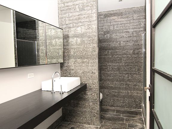 4th image of 20 Pine St APT 2213