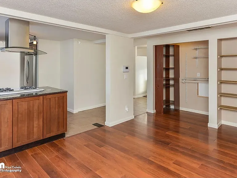512 Cherry St — Photo 5