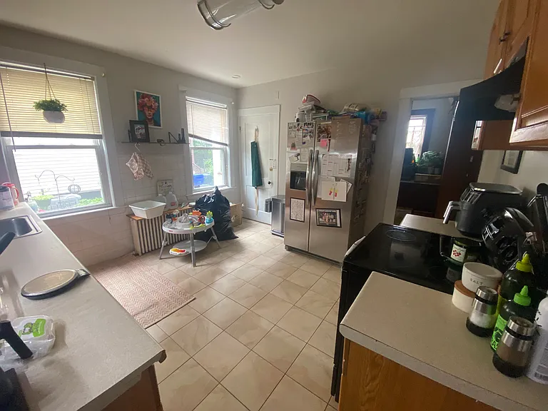 64 Hewlett St #1 — Photo 12