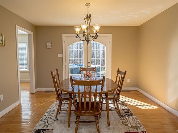 5th image of 3755 Autumn Hills Ln