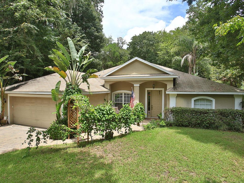 1st image of 4015 Calusa Ln