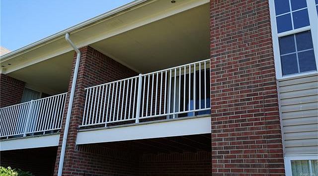 2nd image of 16345 Chatham Dr