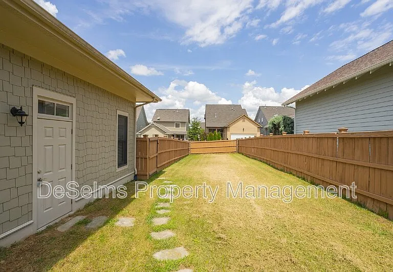 3866 Somers Ln — Photo 35