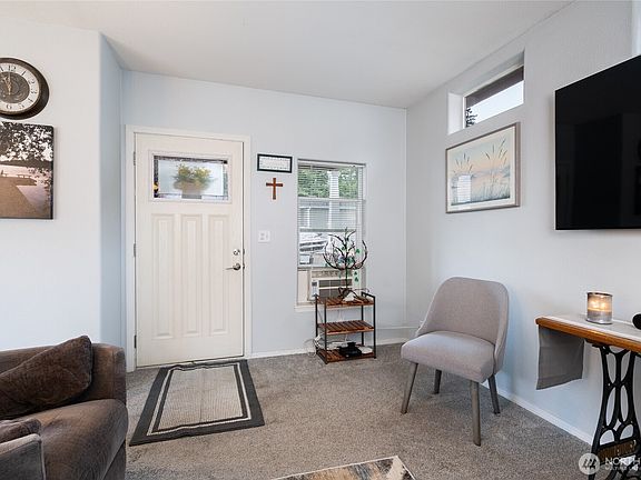 5th image of 11453 Bayview Edison Road #23