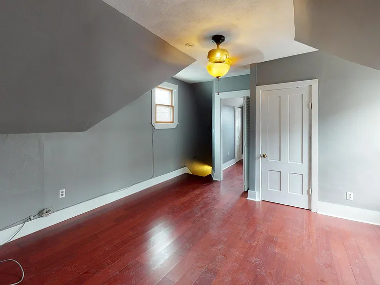 19 Charles St #2 — Photo 9