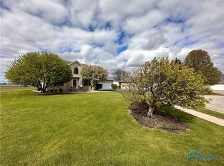 813 Greenview Ave, Delta, OH 43515