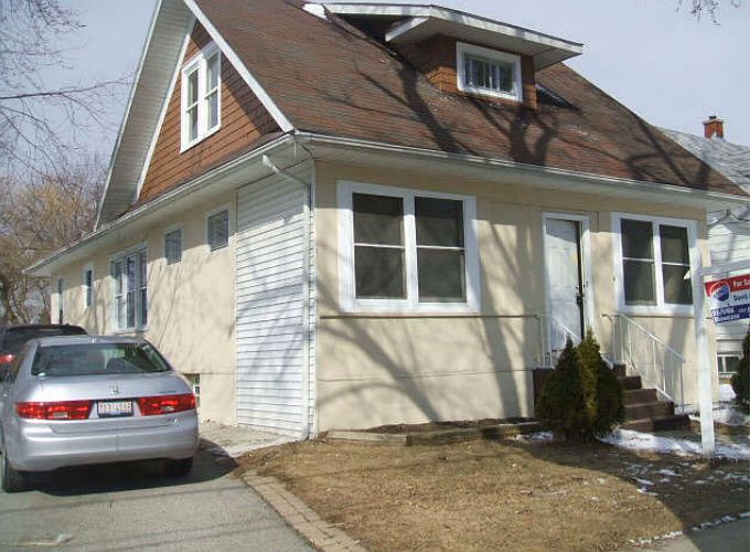 2nd image of 666 S Jackson St