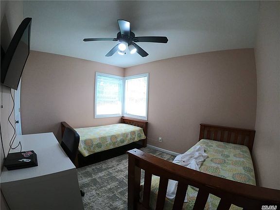 5th image of 8 Ryder Ave