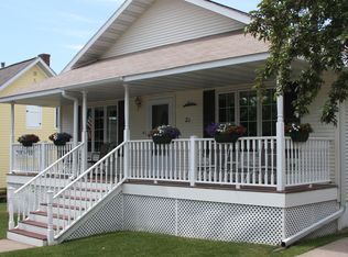 21 S 2nd St, Bayfield, WI 54814