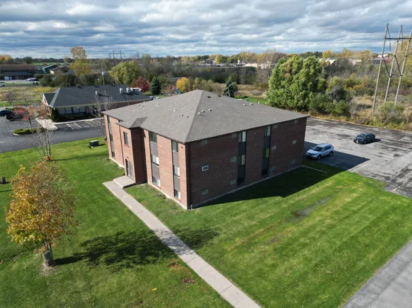 6266 Robinson Rd, Lockport, NY