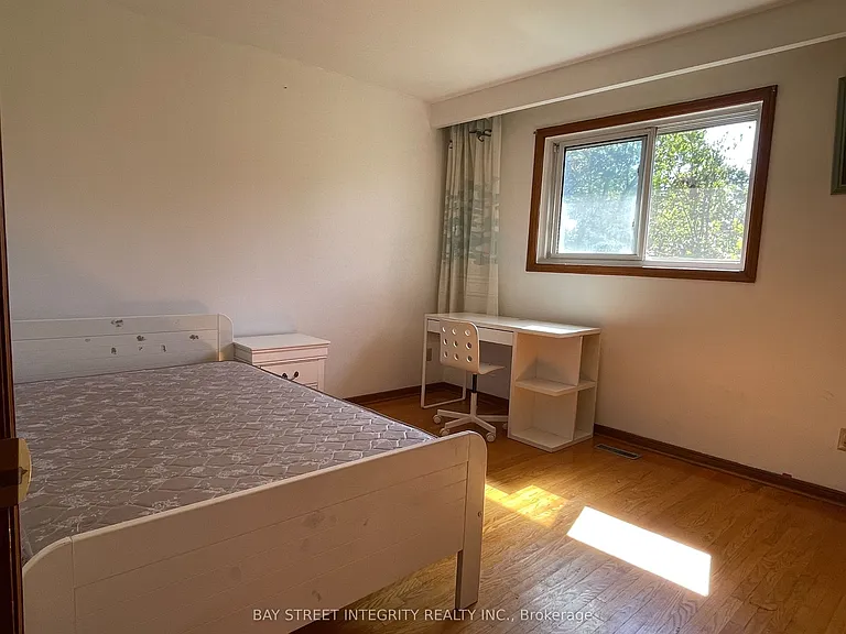 34 Iangrove Ter — Photo 7