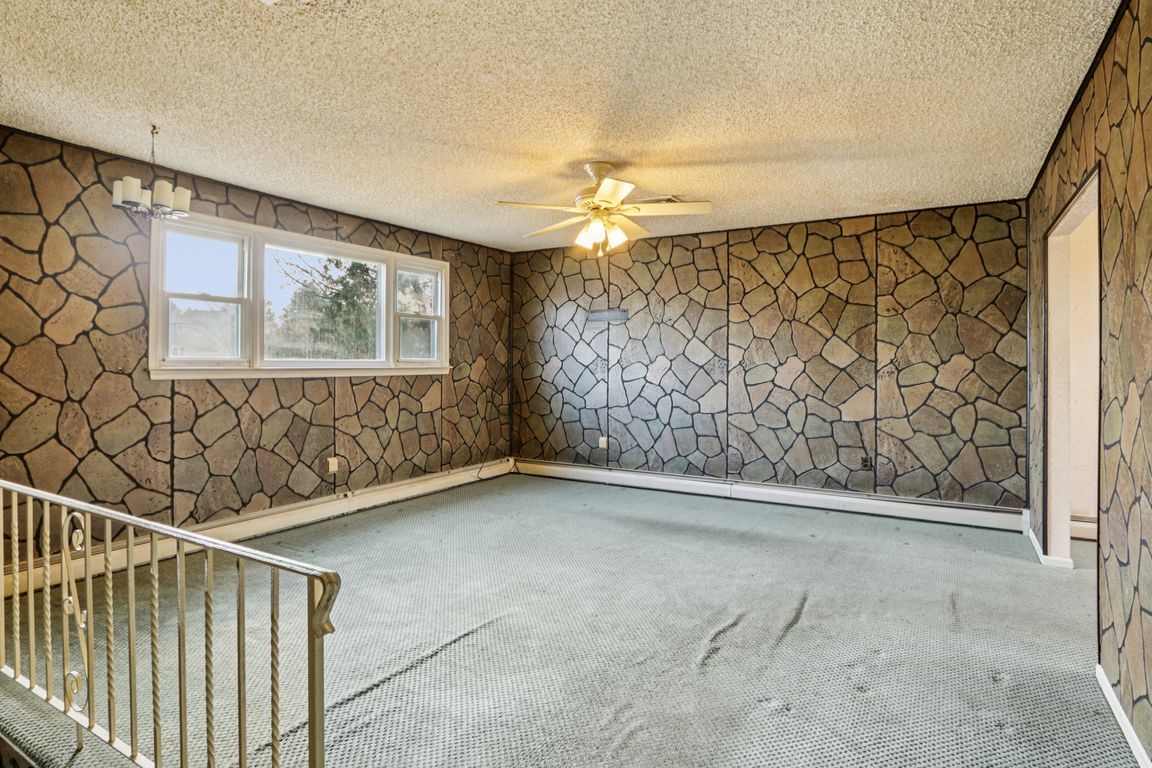 next background image