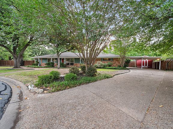 2nd image of 2305 Madison Cir
