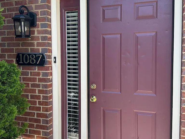 1087 Duval St — Photo 5