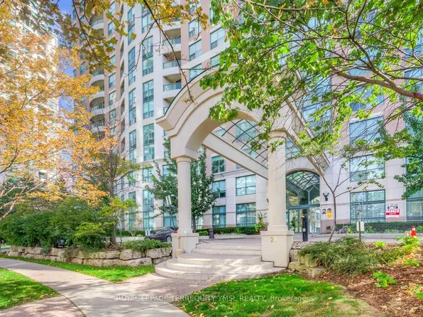 23 Lorraine Dr, Toronto, ON