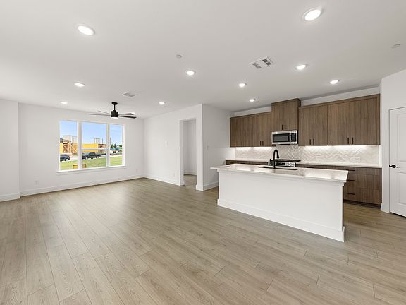 5th image of 2529 Brunswick Way