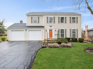 27W375 Carrel St, Winfield, IL 60190