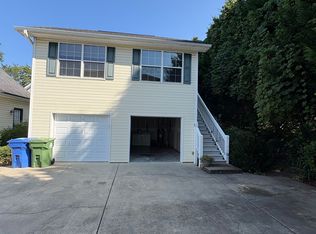 24 Round Top Rd, Asheville, NC 28803