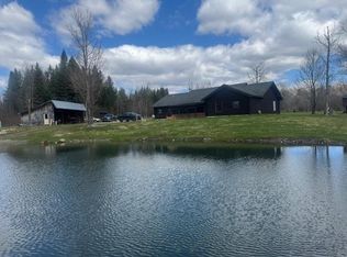 599 Collinsville Rd, Craftsbury, VT 05826