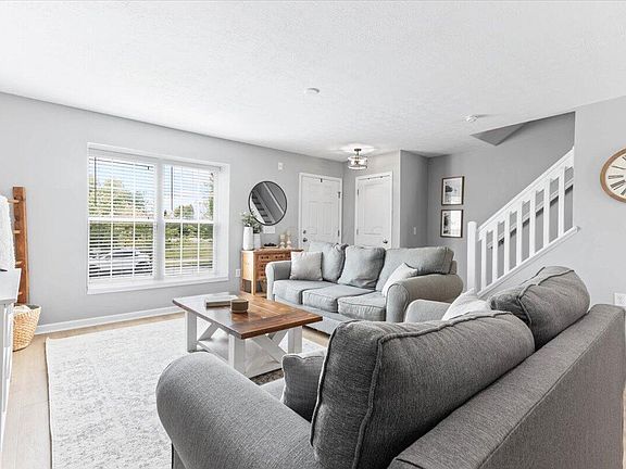 3rd image of 5540 Firehole Falls St #10