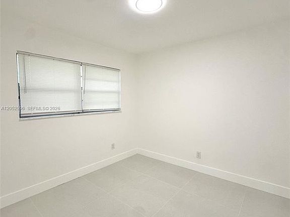 3rd image of 417 NW 7th Ter APT 1-4